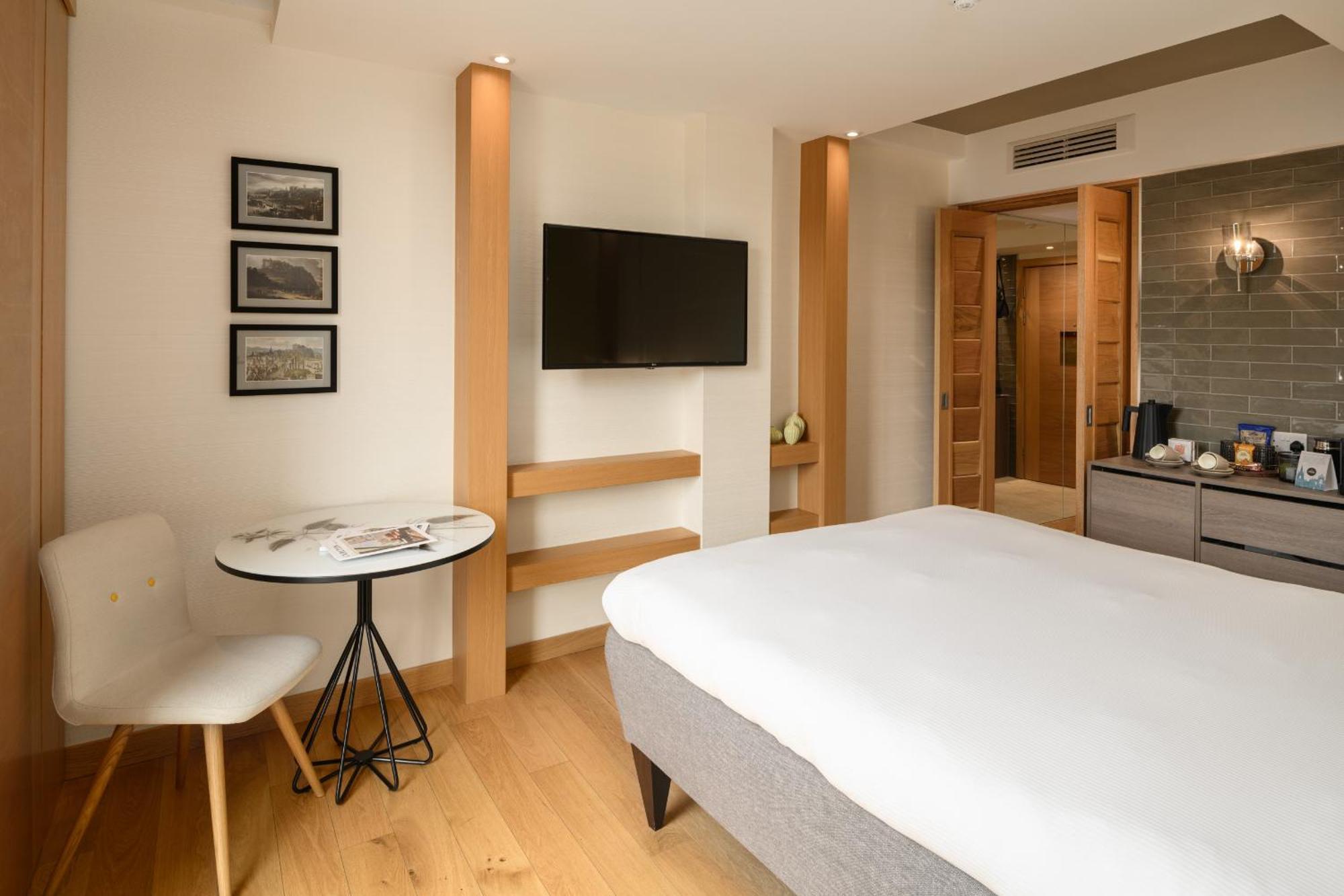 Market Street Hotel เอดินบะระ ภายนอก รูปภาพ